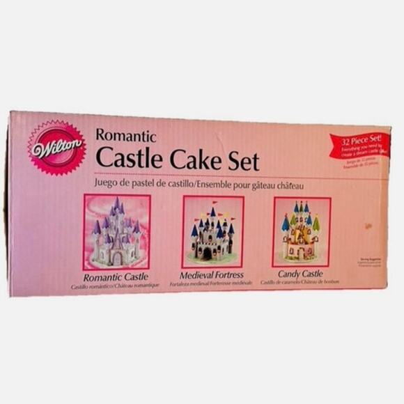 Wilton Romantic Castle Cake Set 32 pcs Open Box Pieces Still in Plastic - Picture 6 of 13